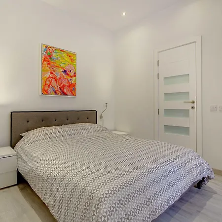 Cozy In An Amazing Location Sliema